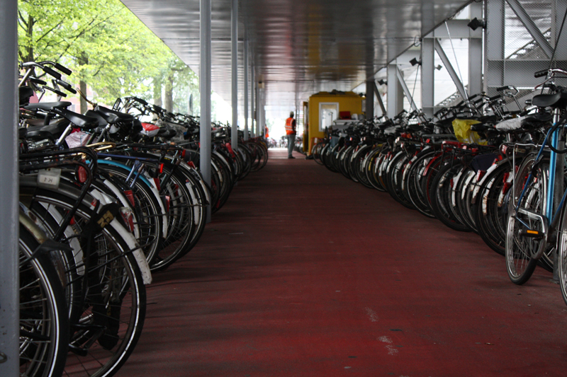Illustration for article titled Is The Bike City An Alternate Universe, Or A Glimpse Of Your Urban Future?